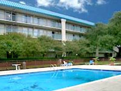 Quality Inn Market Center Далас Екстериор снимка